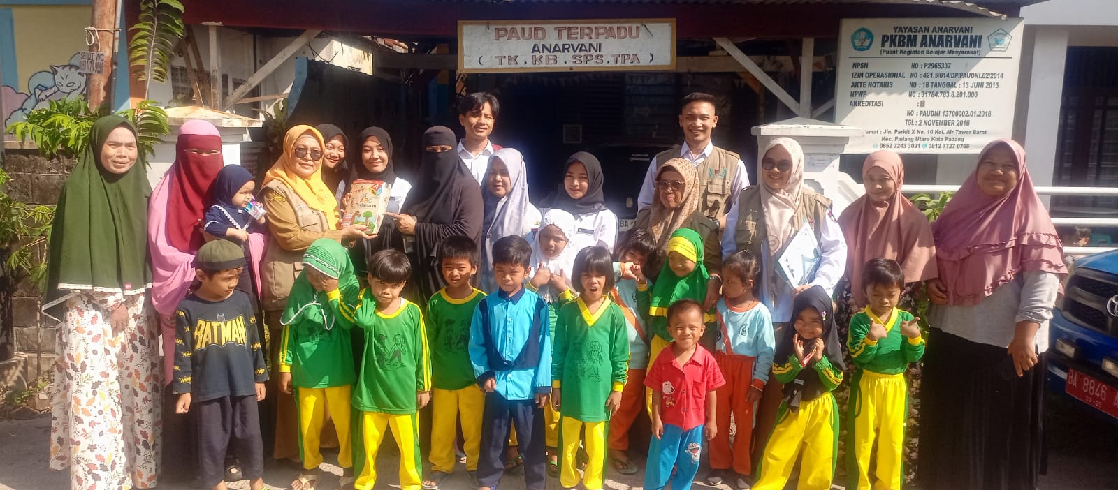 Kegiatan Layanan Perpustakaan Keliling Ke Taman Bacaan Masyarakat ANARVANI